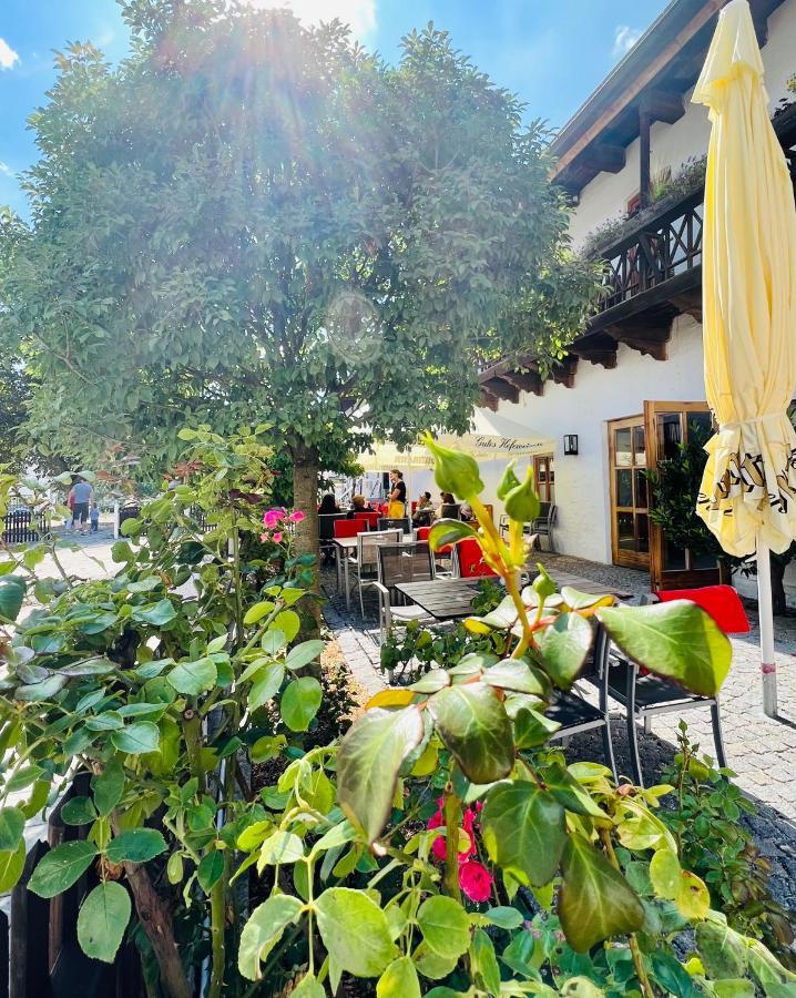 Kastanienhof Pfettrach Hotel Altdorf  Exterior photo